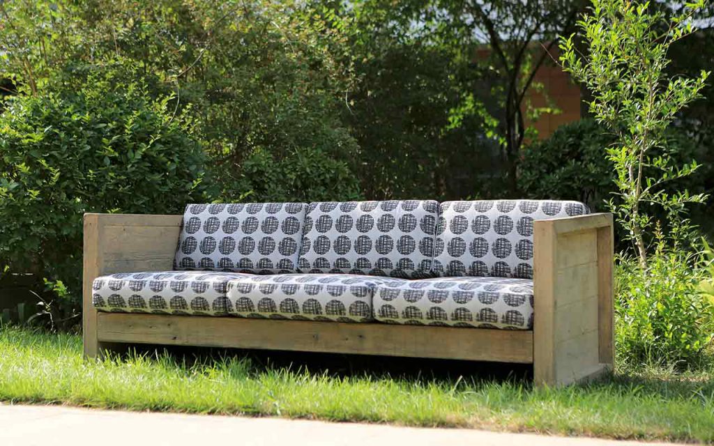 Outdoor-Sofa aus recyceltem Teak